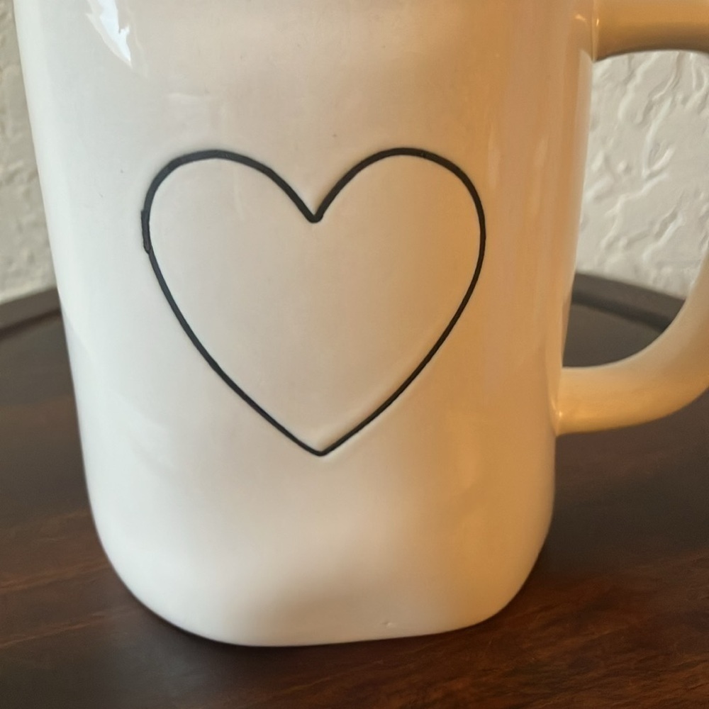 Rae Dunn: White/ Red interior Valentine Heart Mug- Coffee/Tea - Picture 11 of 16